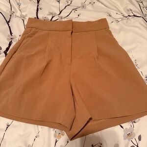 Aritzia Wilfred Pleated High Waisted Khaki Tan Dress Short